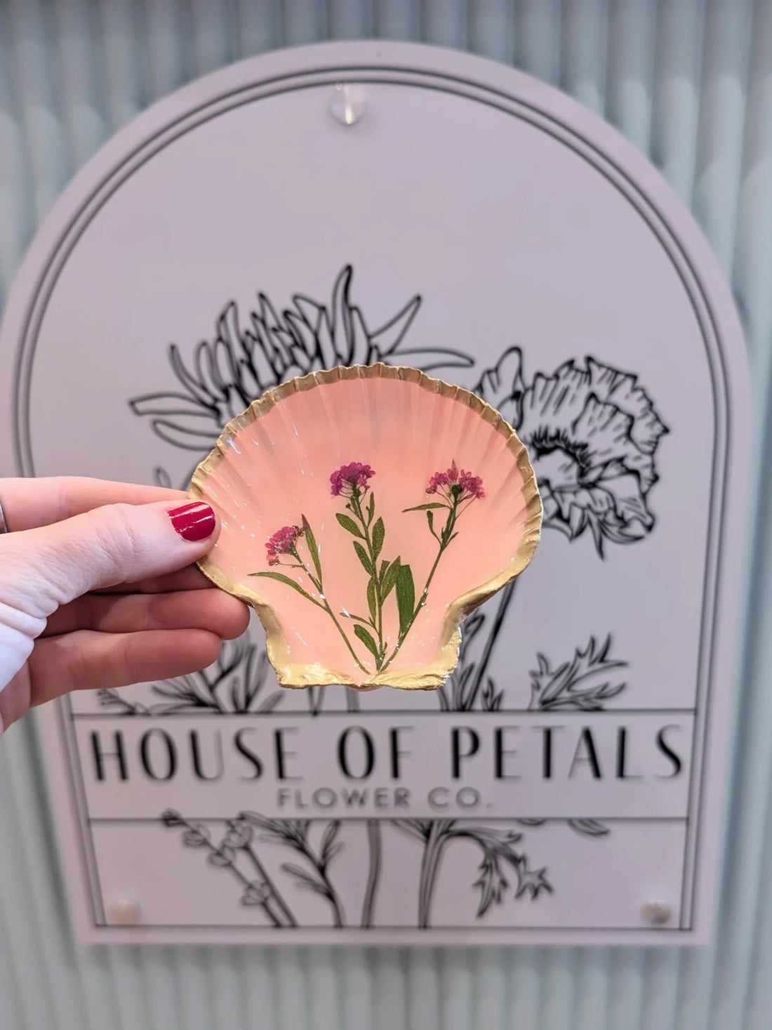 Kay Hova Floral Shell Dish