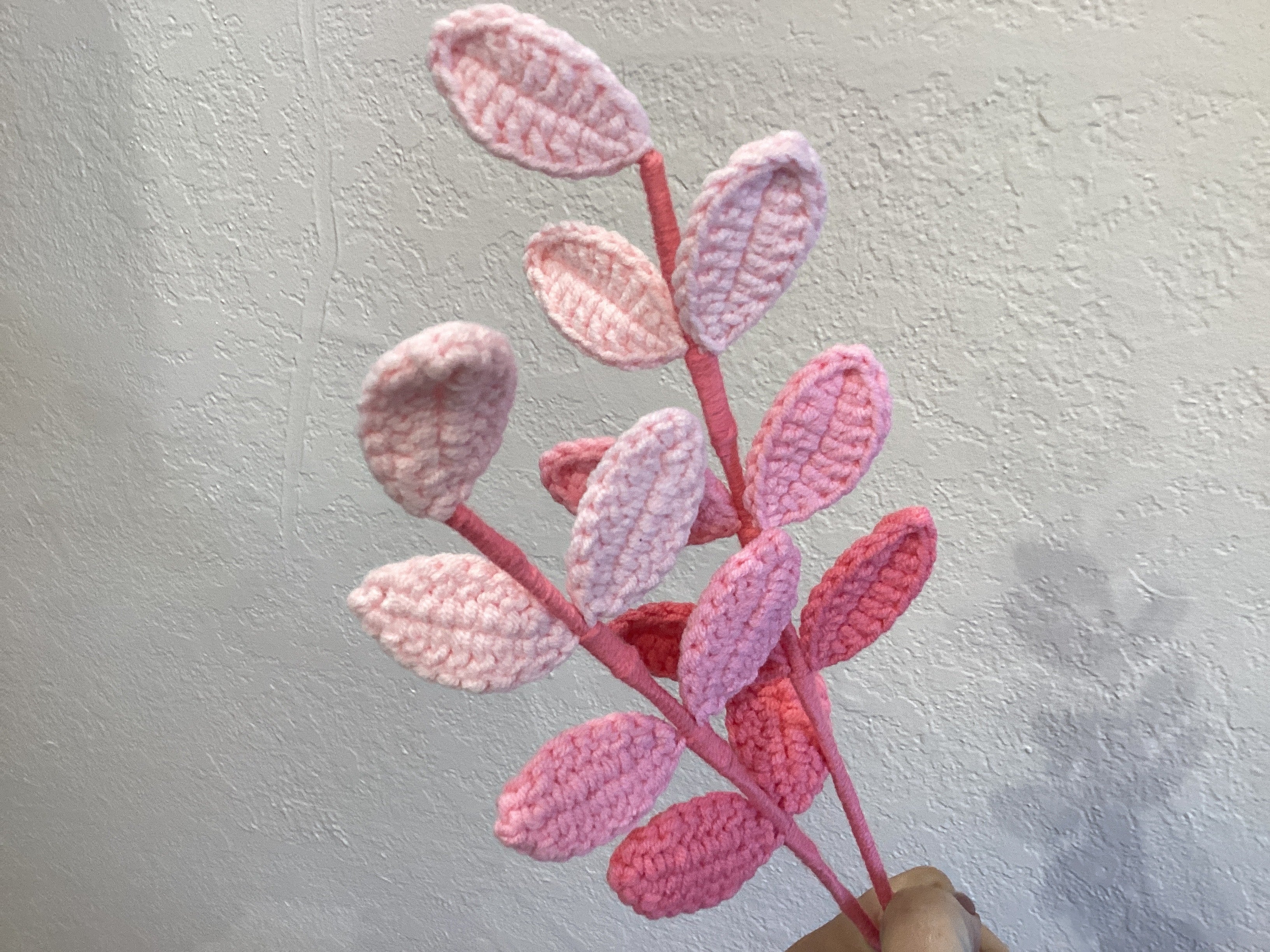Knit leaves