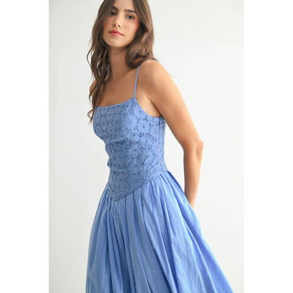 ELEGANT BLUE EYELET LACE MIDI DRESS: BLUE