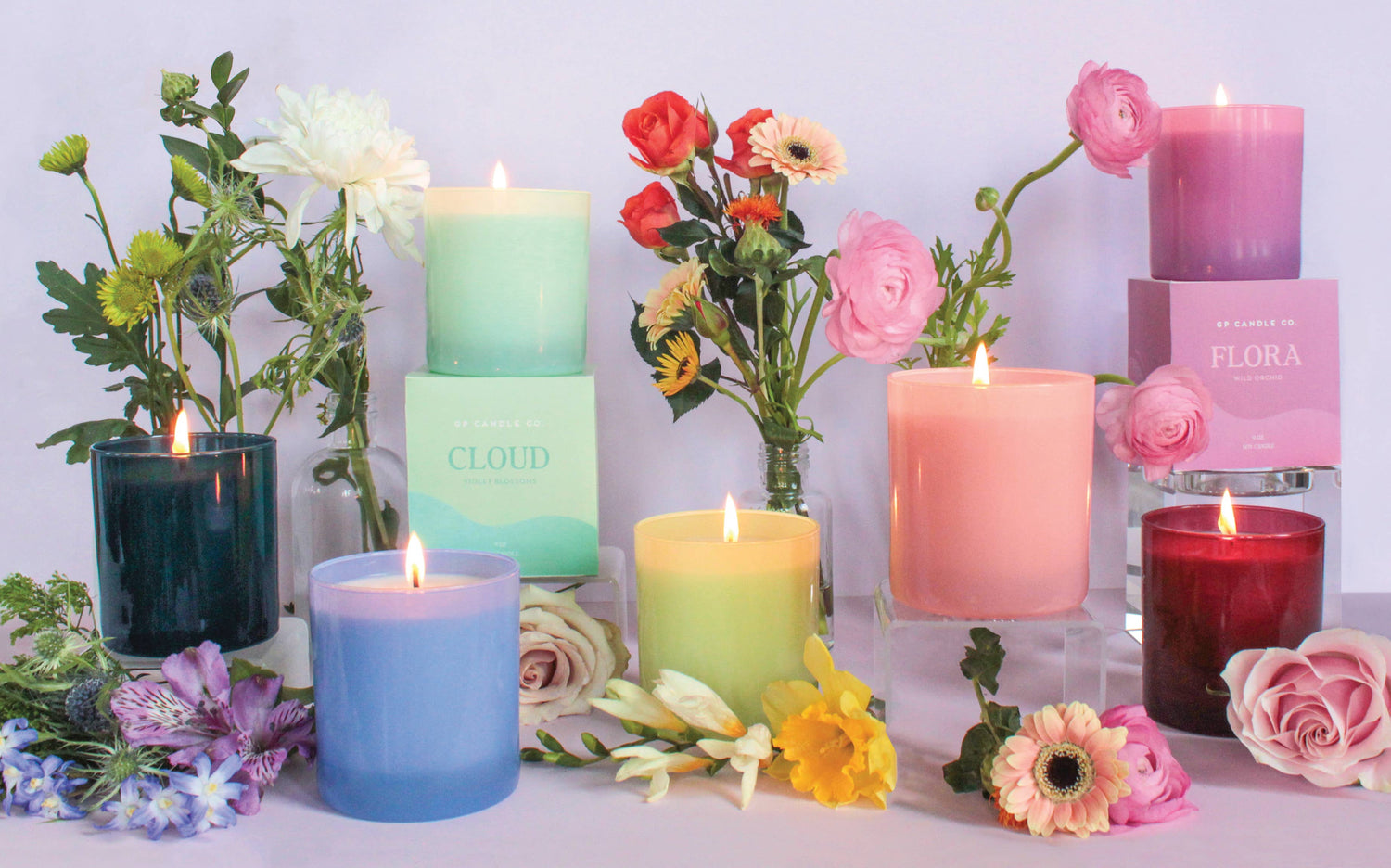 Flora 9 oz. Hue Candle (Wild Orchid)