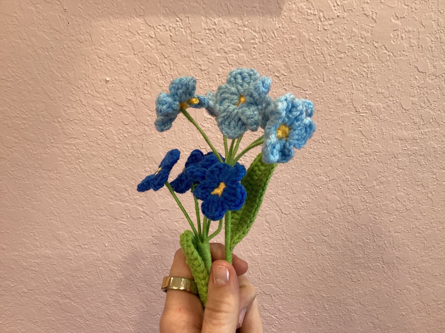 Knit forget me not spray